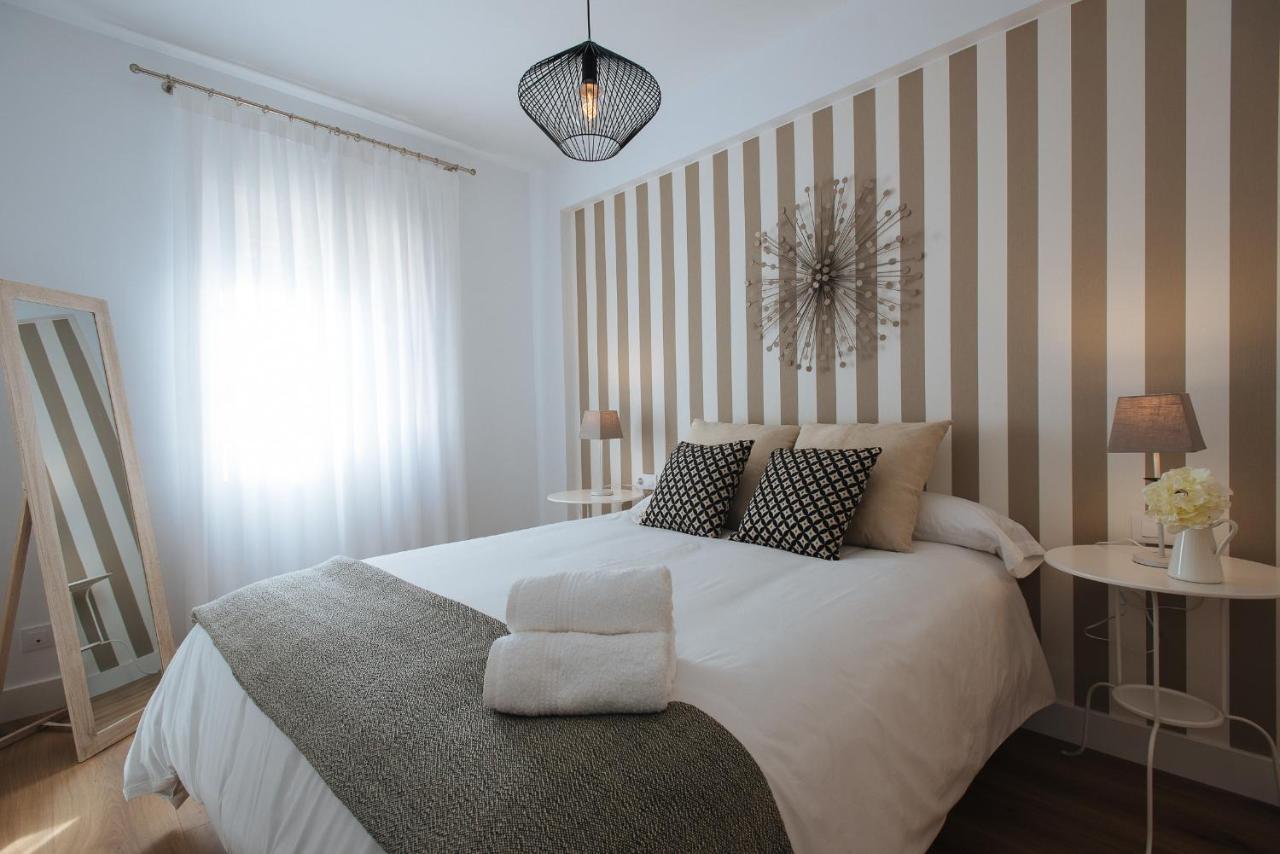 Azahares Suite Apartment Sevilla Exterior foto